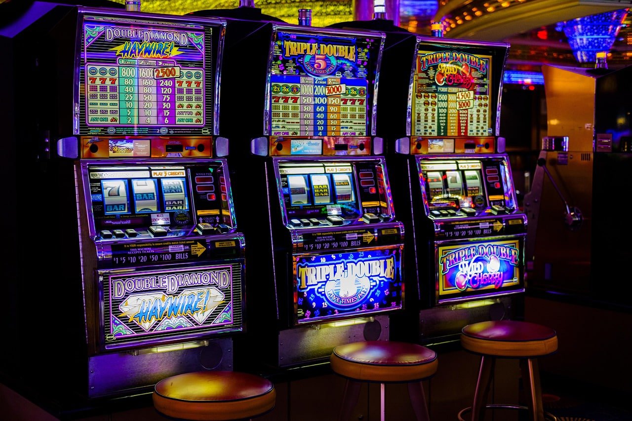 wira slot